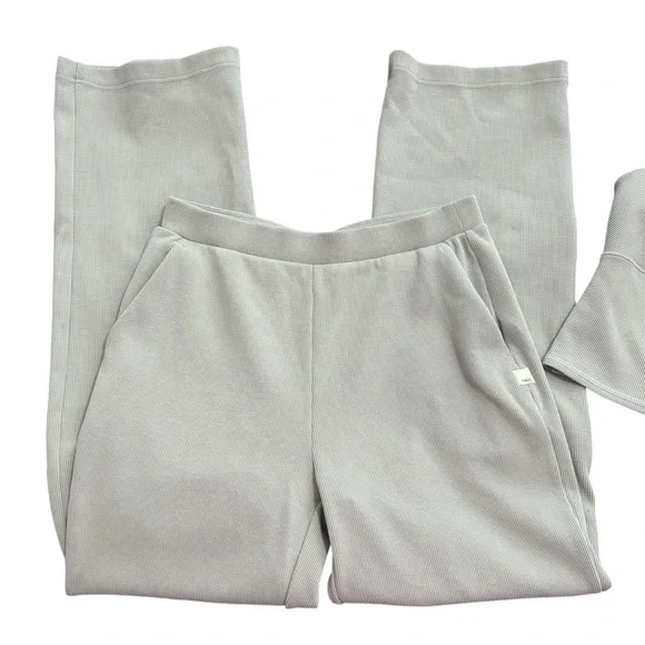 Vuori Aston rib top and pants - Picture 7 of 8